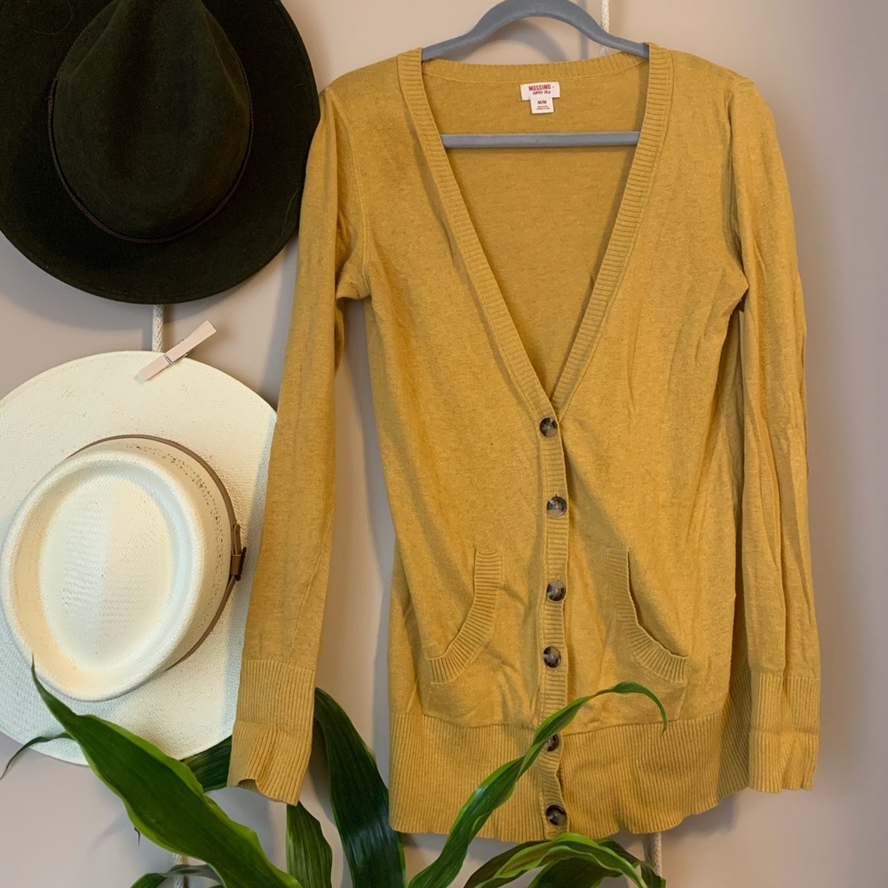 Knit cardigan